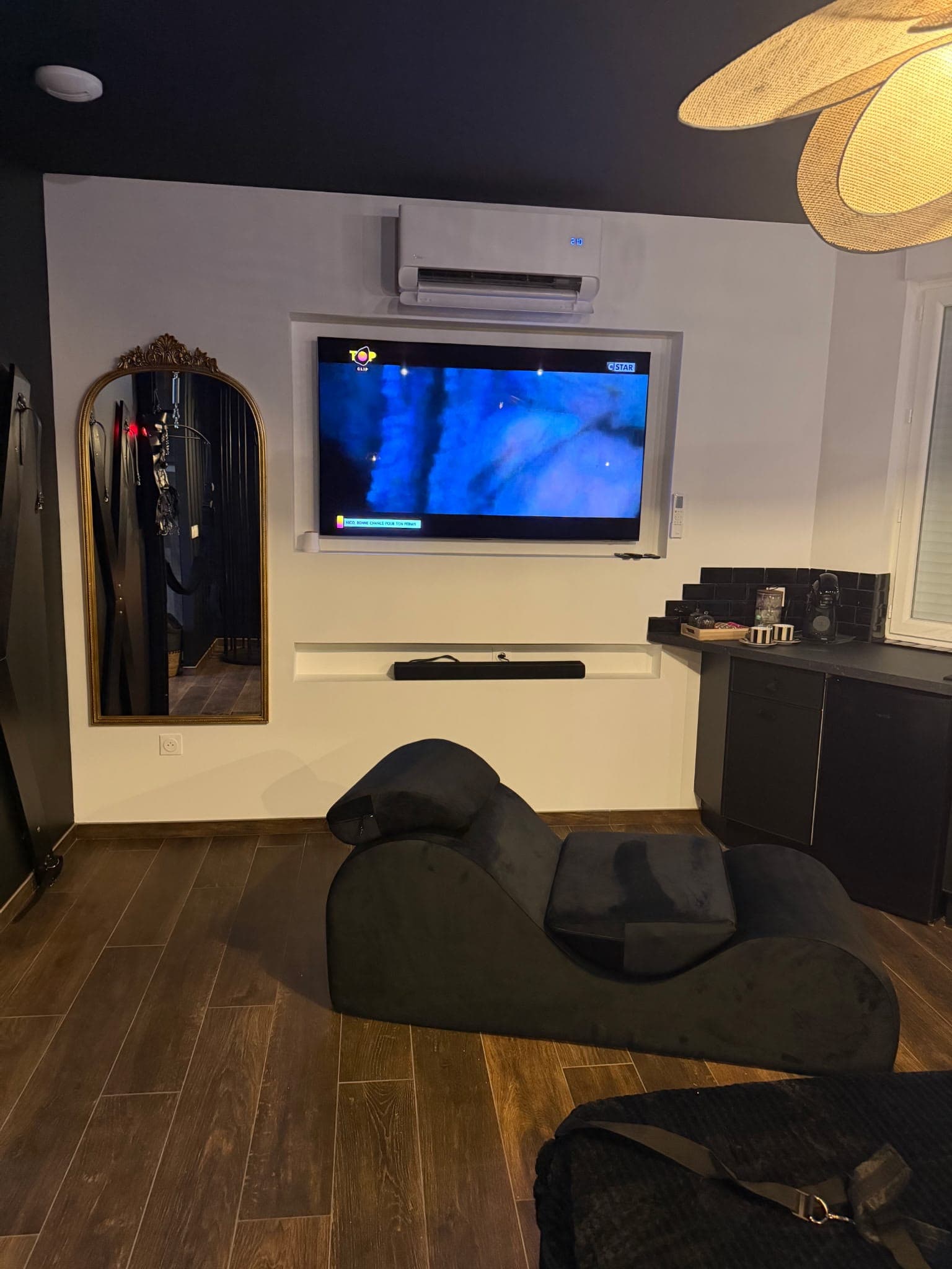Le Pacte Secret — la love room, photo 6